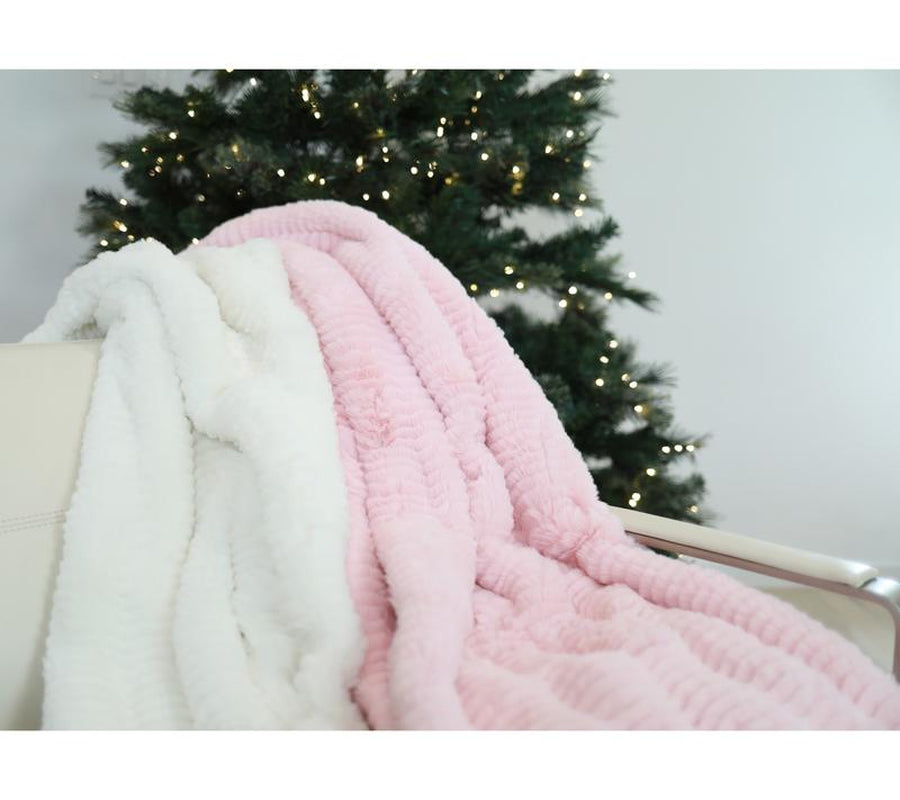BFF Collection Oversized Slouched Faux Fur Throw